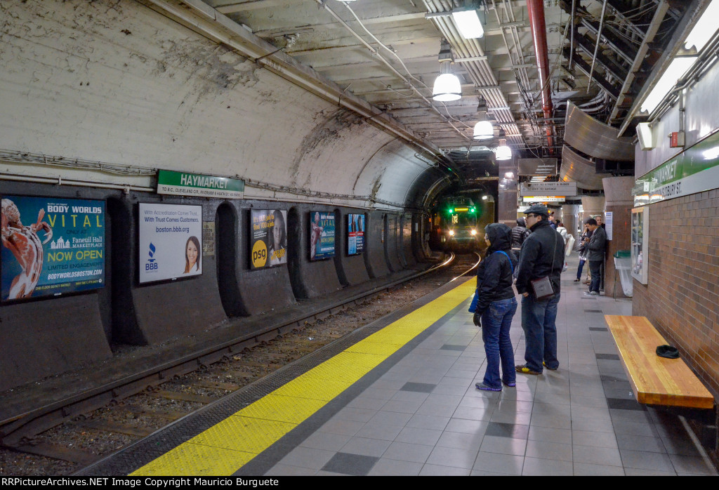 Boston Subway - Station